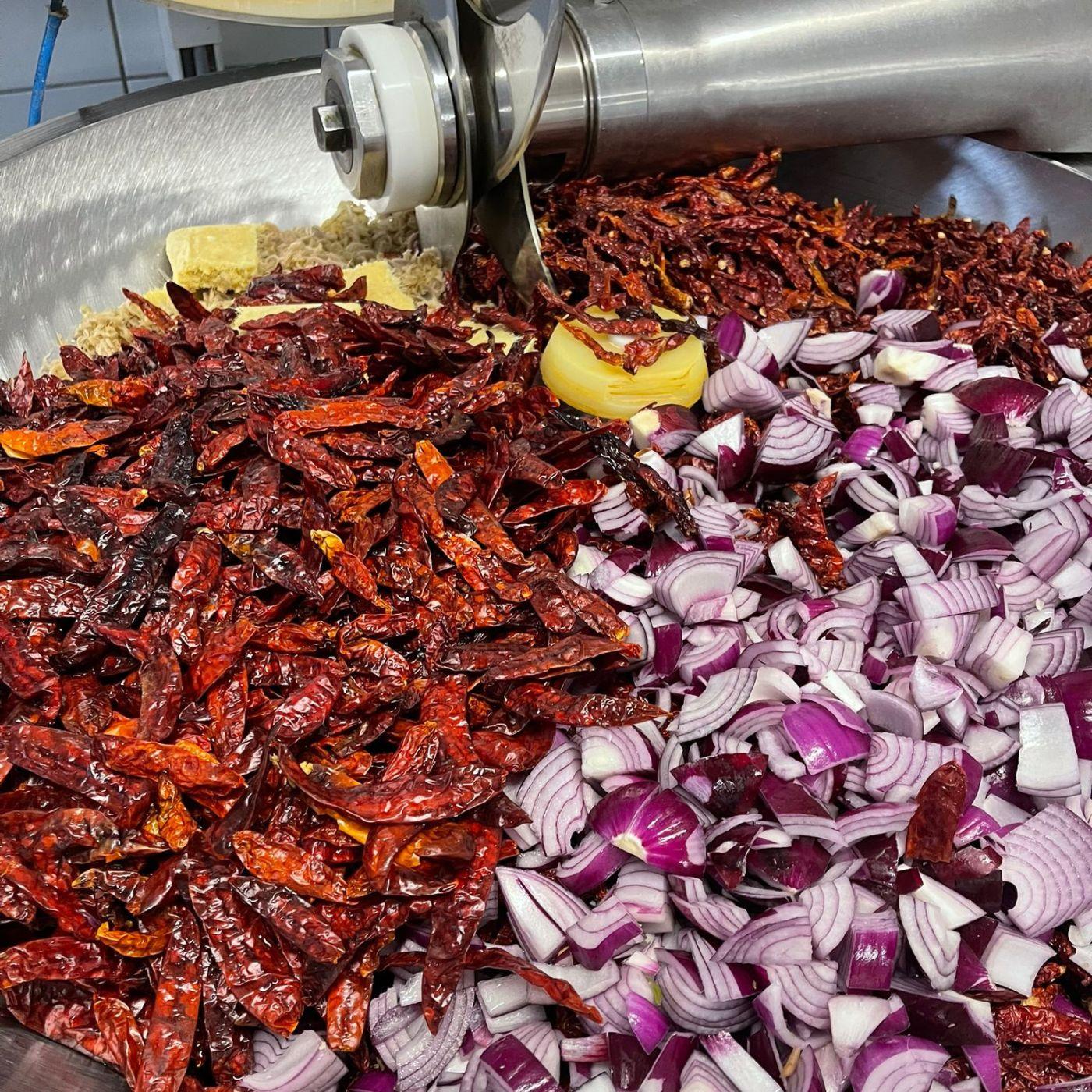 Rote Currypaste aus authentischer Thai-Rezeptur von Yak Thai
