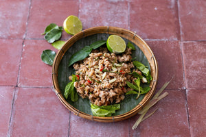 Yam Sai Krok – Thailändischer Wurstsalat mit Sai Krok Isan - Yak Thai